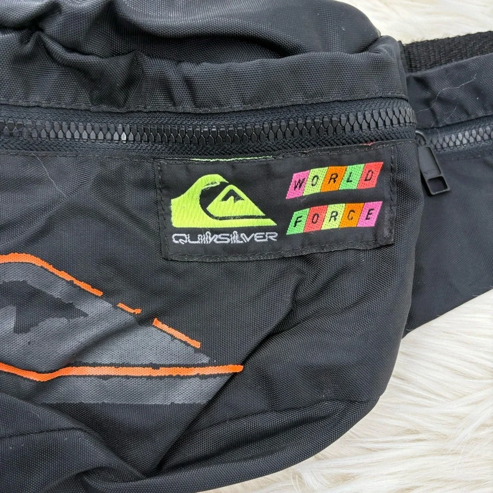 Vintage Quicksilver XL Fanny Pach Black Neon‎ Surf Preppy
